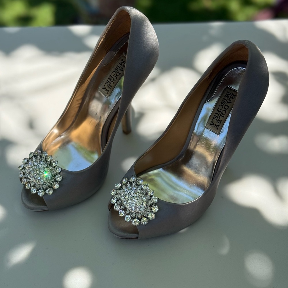 Badgley Mischka Silver Embellished Peep-Toe Heels